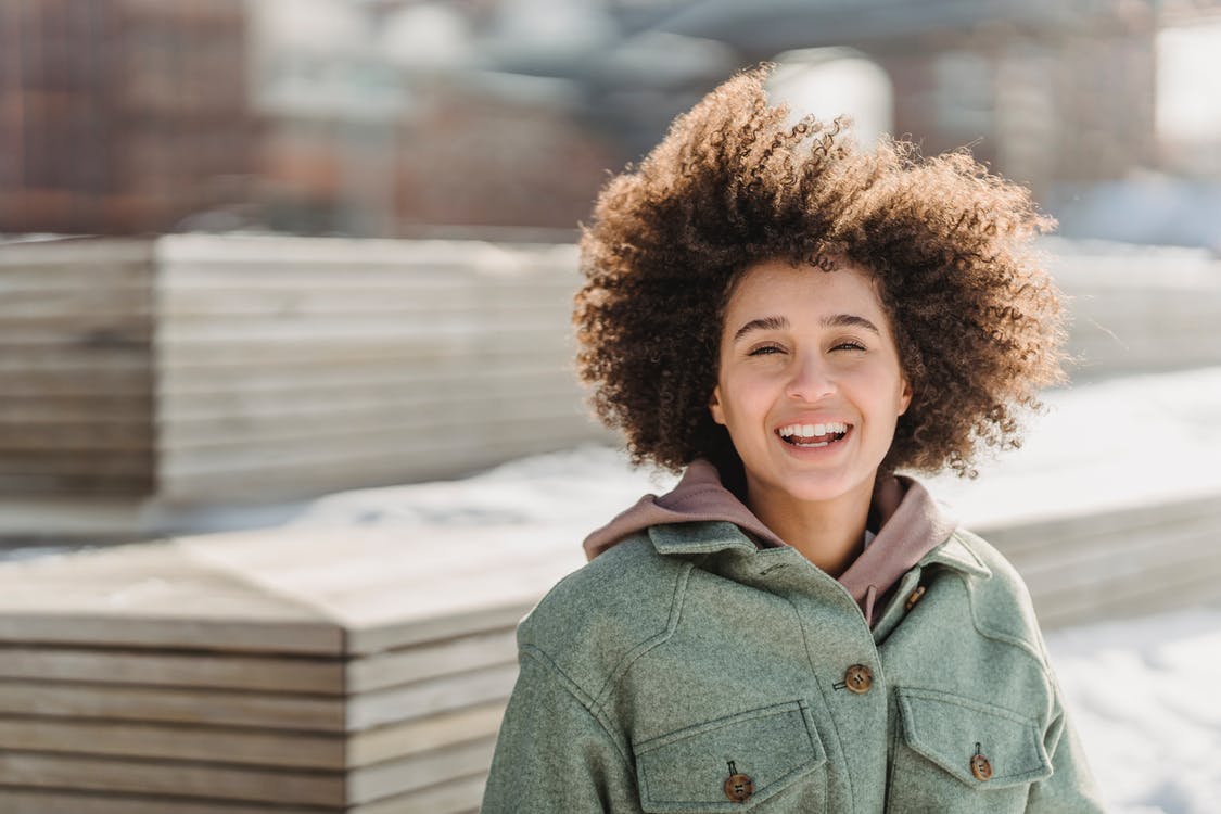 Things You Need To Know About Frizzy Hair